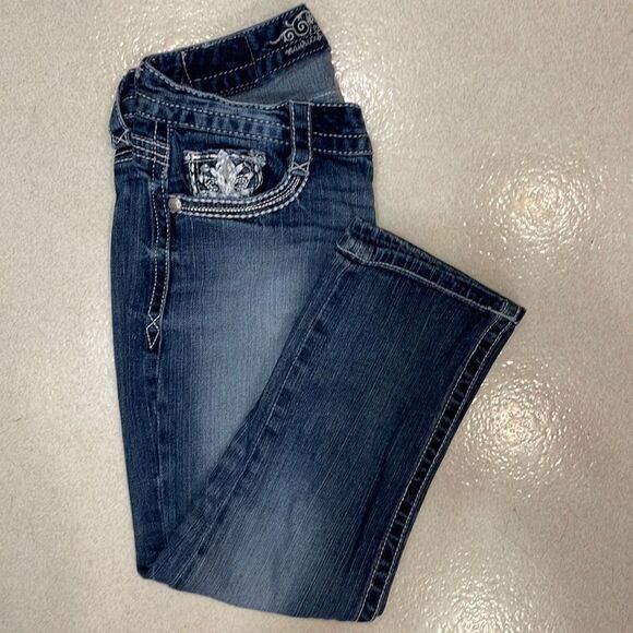 Maurice’s Premium denim jean capris Size 3/4 R - Picture 1 of 6